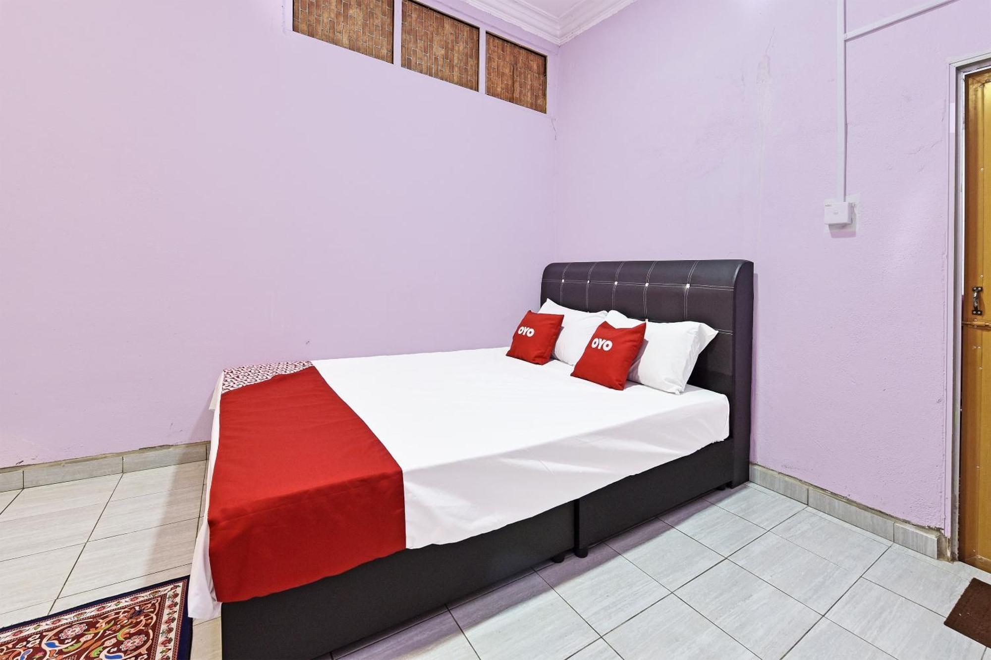 Oyo 90551 Zn Mix Homestay & Roomstay Kampung Raja 외부 사진