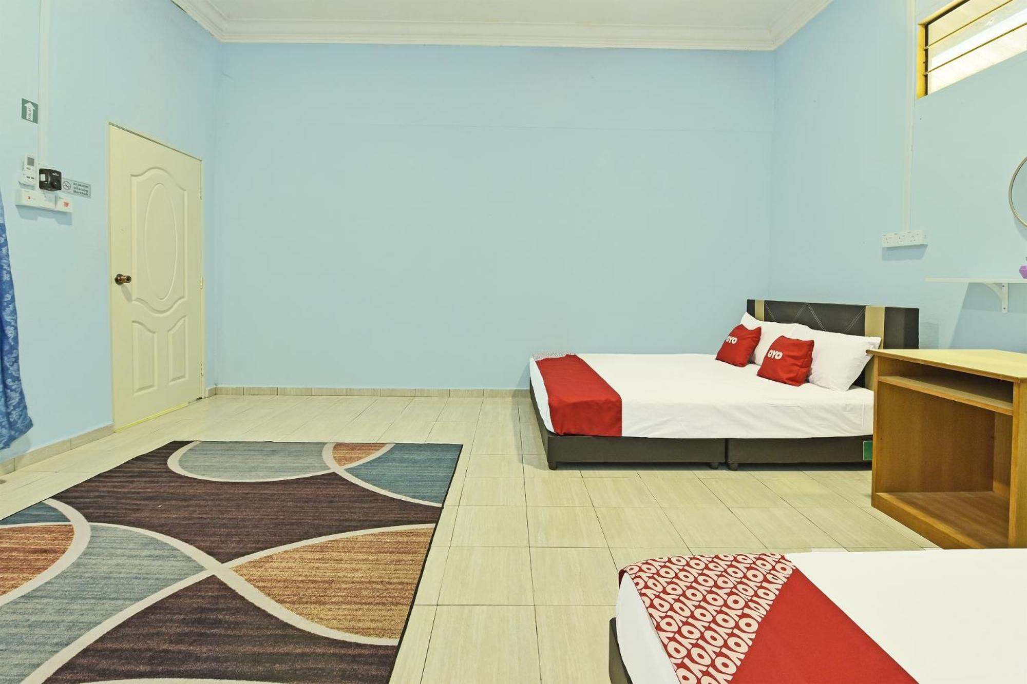Oyo 90551 Zn Mix Homestay & Roomstay Kampung Raja 외부 사진