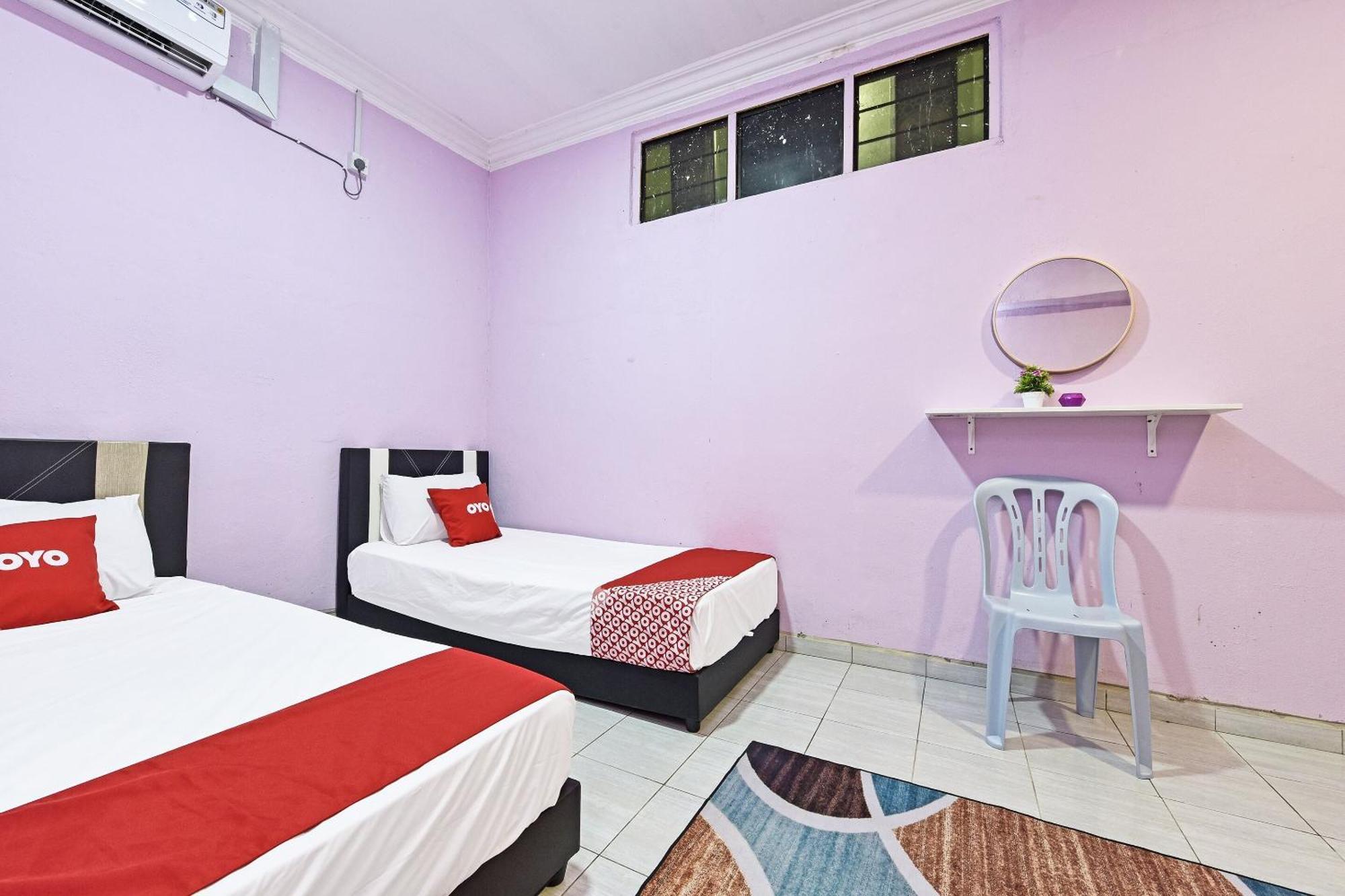 Oyo 90551 Zn Mix Homestay & Roomstay Kampung Raja 외부 사진